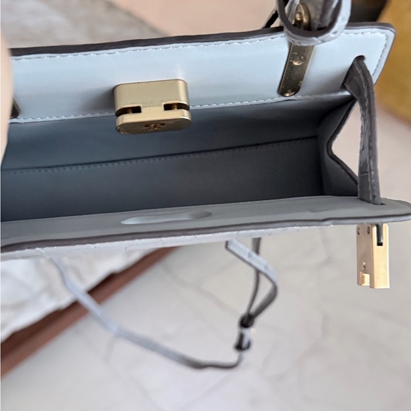 Tory Burch Lee Radziwill embossed croc grey mini bag - Picture 8 of 8